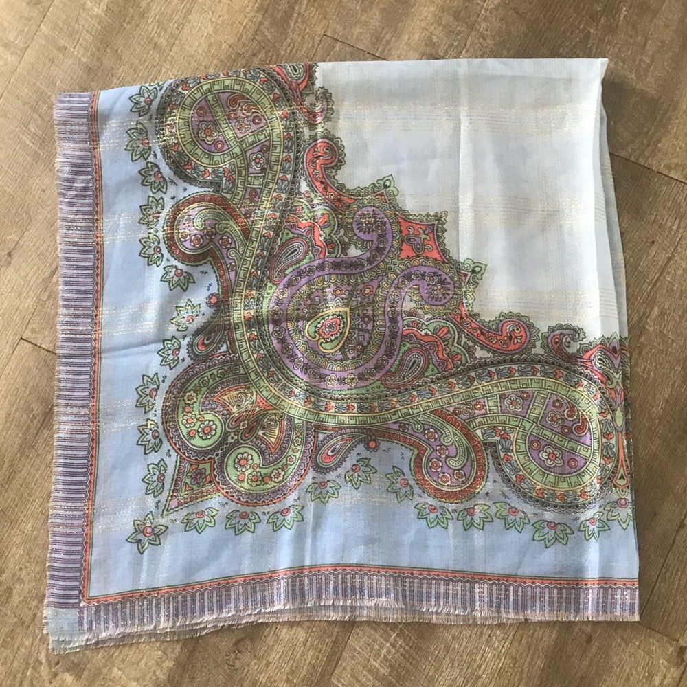 Large square scarf with gold threads 48x48”